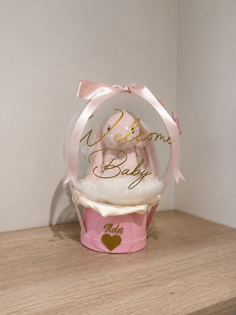 “Welcome Baby” Pembe Peluş Tavşanlı Şeffaf Balon Sepeti (Kız Bebek)