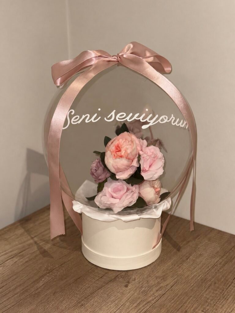 Seni Seviyorum – Bobobalon İçinde Çiçek Aranjmanı